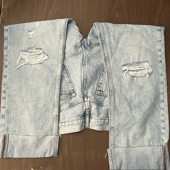 (NWT) GAP Mid Rise Boy Jeans - Picture 3 of 4